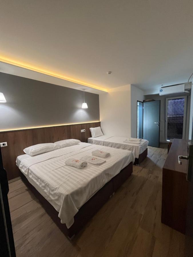 Kubi Hotel Struga Buitenkant foto
